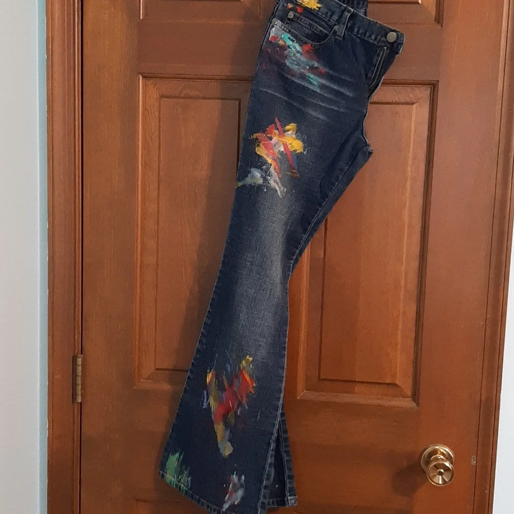 Jeans - Painted by me - Picture 3 of 7
